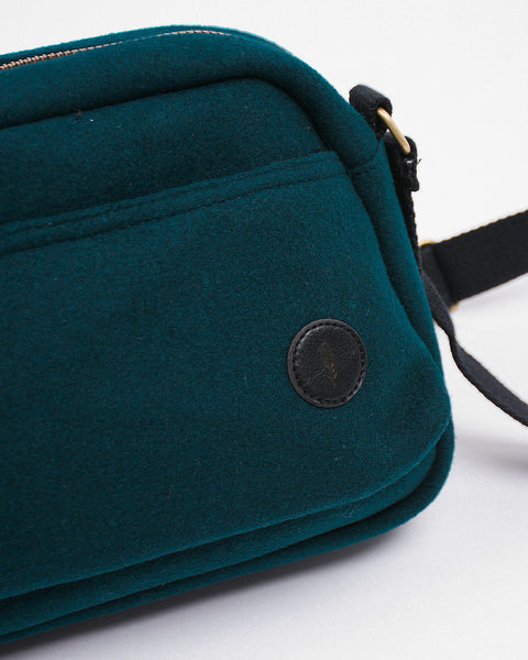 Warning Barre 15 Sling Bag